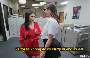 Cưới người vợ đẹp con trai không biết hưởng, bố bắt đi bàn việc làm ăn rồi ở nhà trả bài con dâu